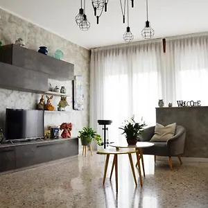 Apartamento Ciclamino, Mestre