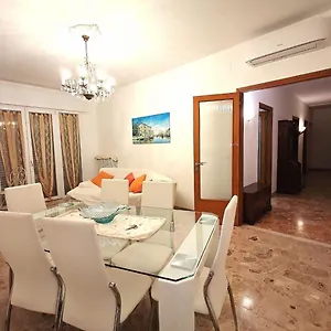 Appartement Laura Venice 4 P. 15 M To Venice